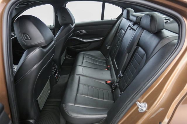 Used 2019 BMW 330i xDrive Sedan w/ Premium Package AWD/4WD image 24