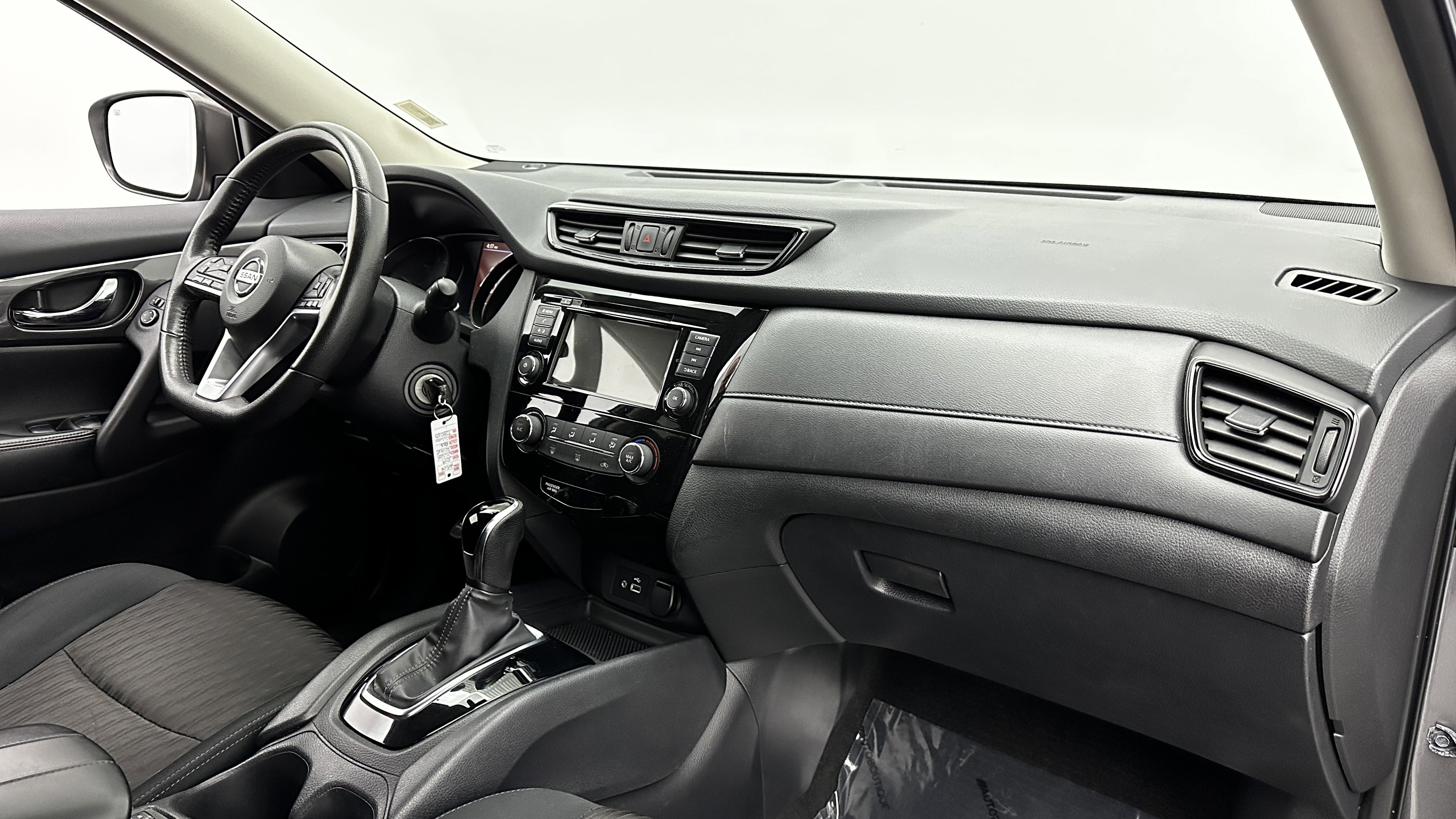 Used 2019 Nissan Rogue S w/ Special Edition Package image 32