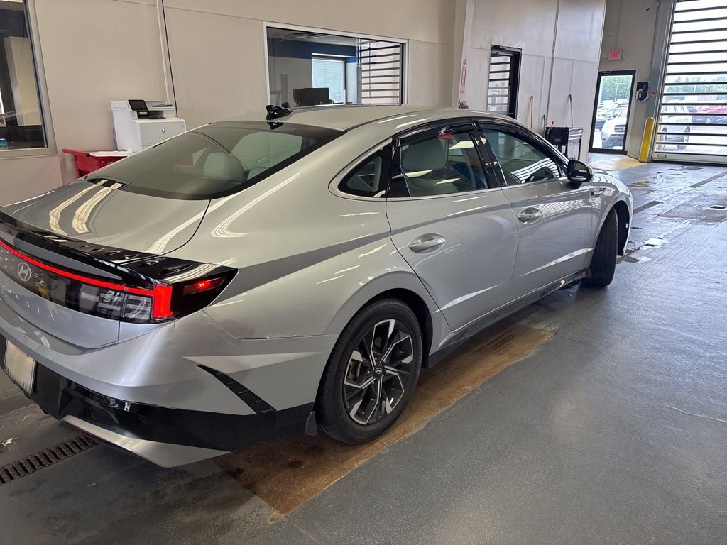 Used 2024 Hyundai Sonata SEL FWD image 6