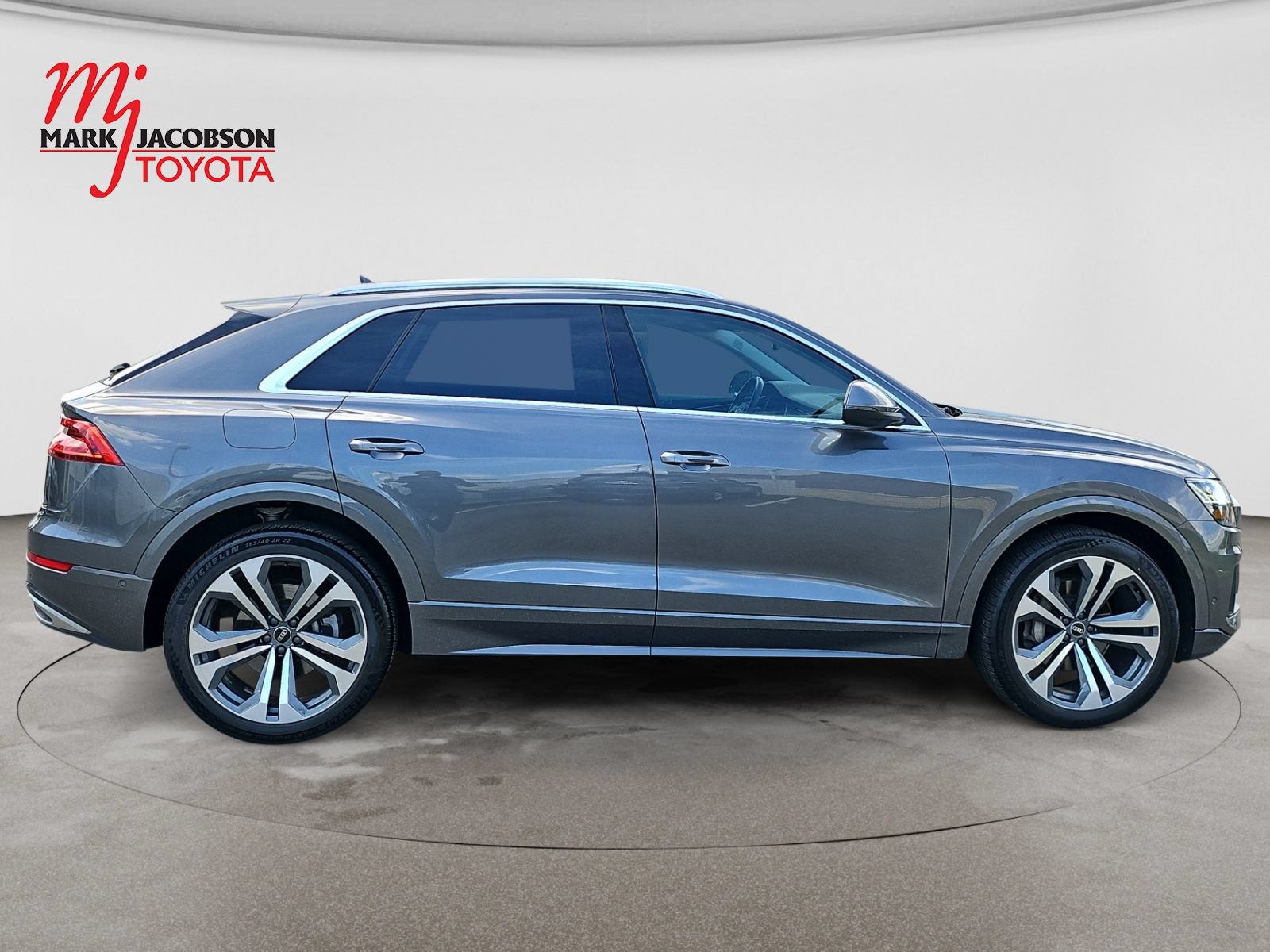 Used 2021 Audi Q8 Premium Plus w/ Premium Plus Package AWD/4WD image 4