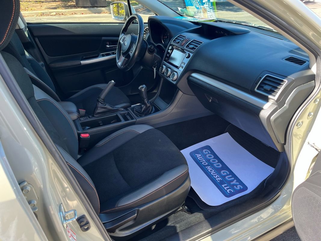 Used 2016 Subaru Crosstrek 2.0i Premium image 16