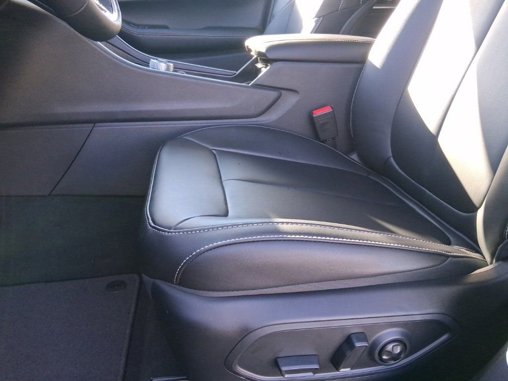 New 2025 Jeep Grand Cherokee L Limited w/ Trailer Tow Package image 8