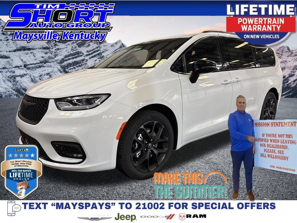 New 2026 Chrysler Pacifica Select w/ S Appearance Package