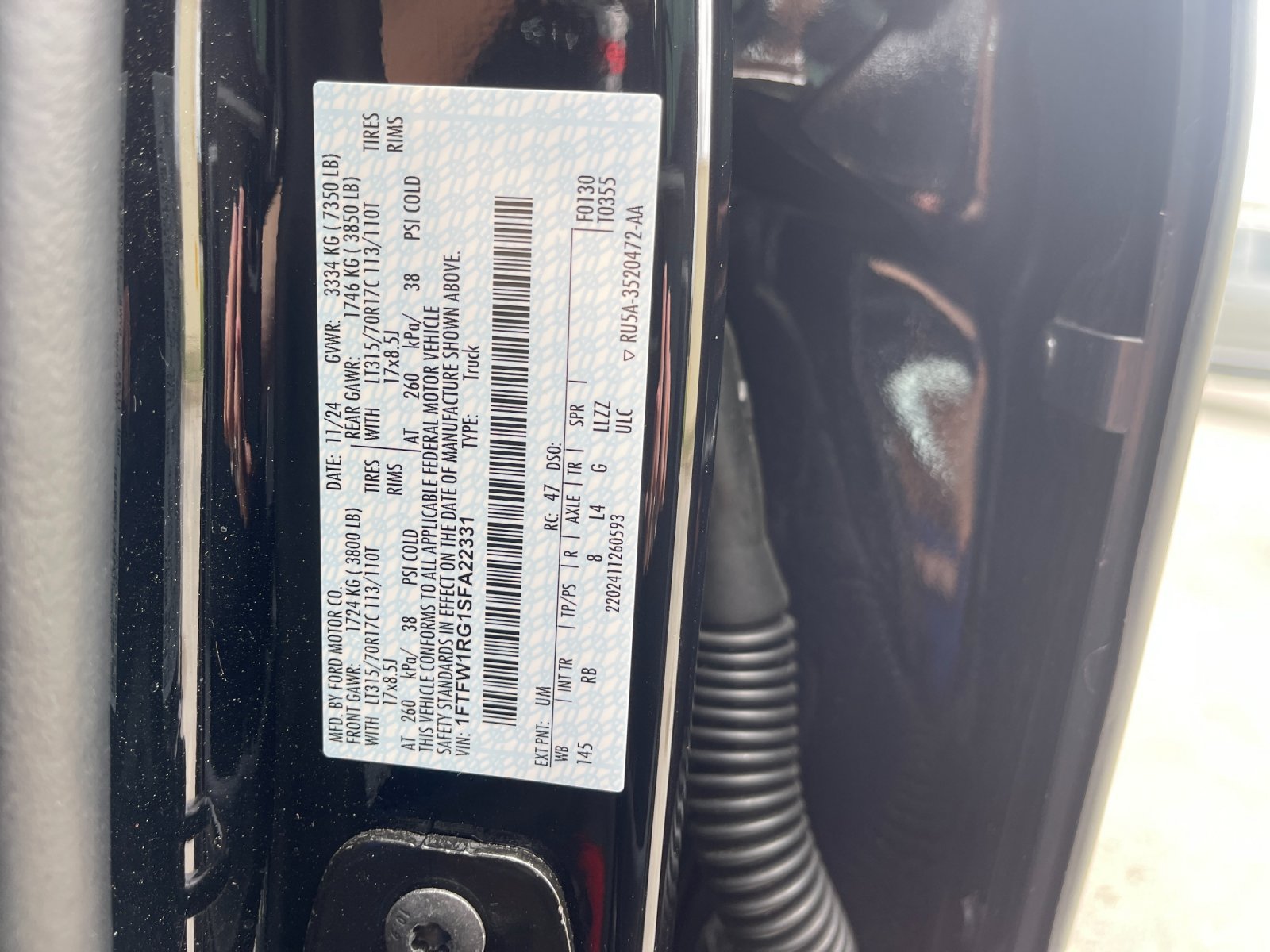 Used 2025 Ford F150 Raptor AWD/4WD image 32