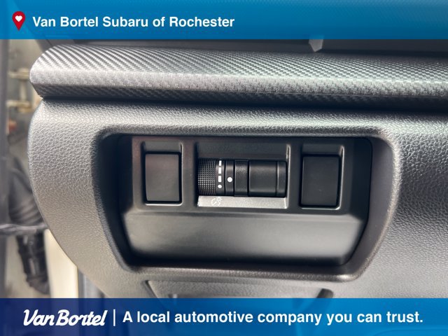 Certified 2024 Subaru Crosstrek 2.5i Limited AWD/4WD image 17