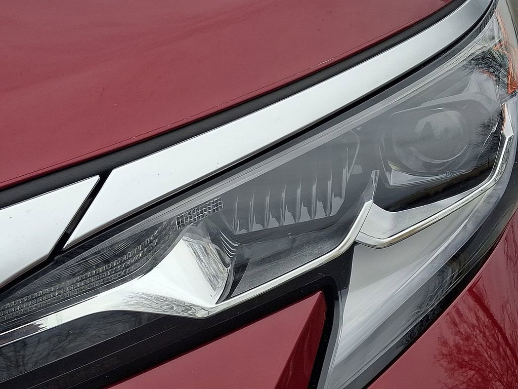 Used 2022 Toyota Sienna Platinum image 10