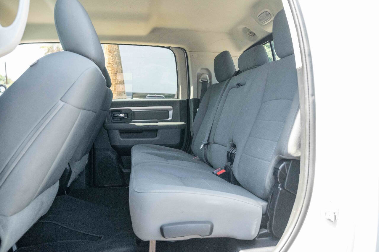 Used 2015 RAM 2500 SLT image 15