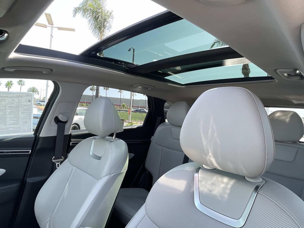 Certified 2024 Hyundai Tucson Limited image 7