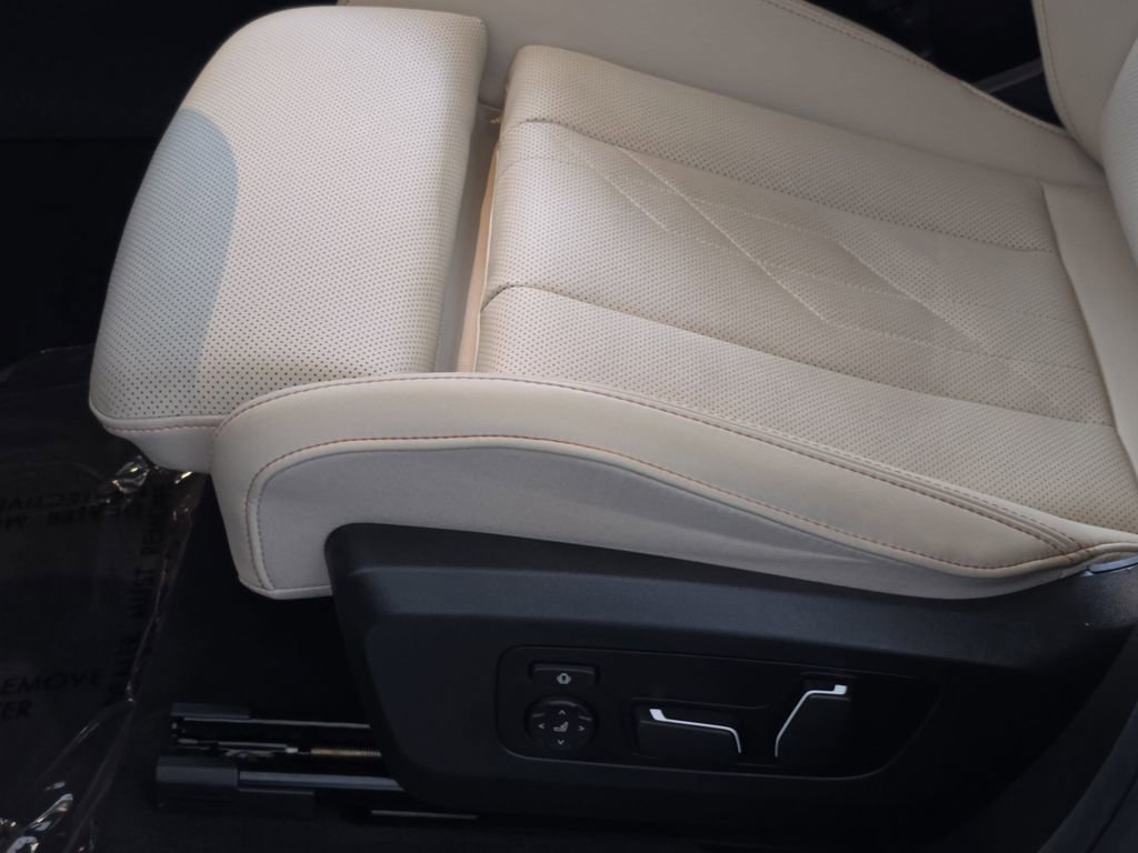 Used 2025 BMW X3 xDrive30i w/ Convenience Package image 30