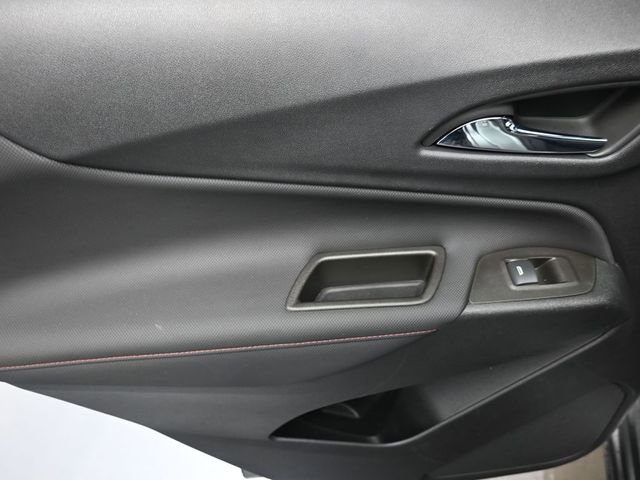 Used 2023 Chevrolet Equinox RS w/ RS Leather Package image 19