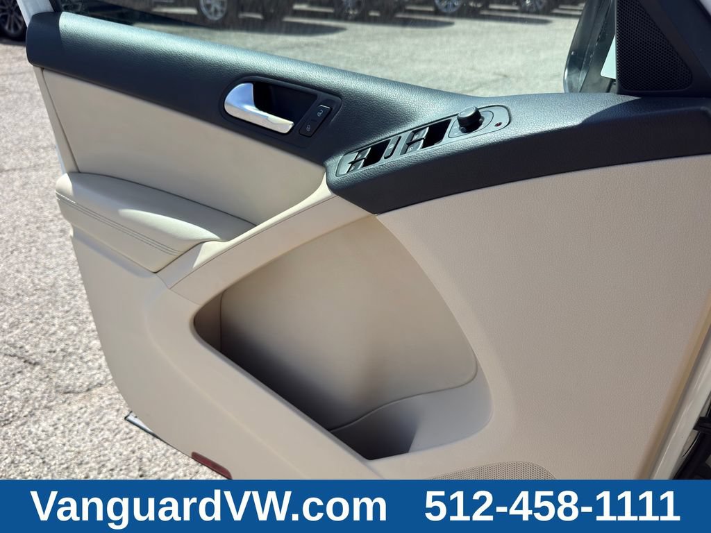 Used 2017 Volkswagen Tiguan Wolfsburg Edition FWD image 25