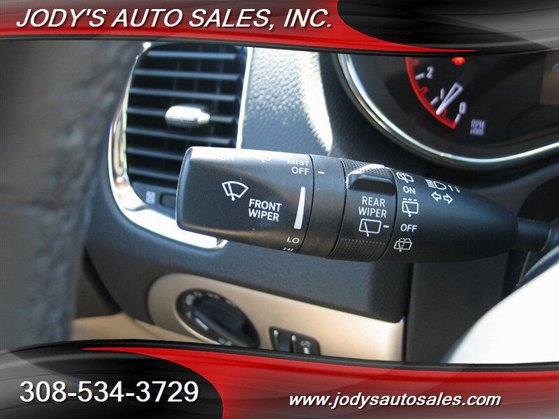 Used 2017 Dodge Durango SXT w/ Quick Order Package 23B AWD/4WD image 10