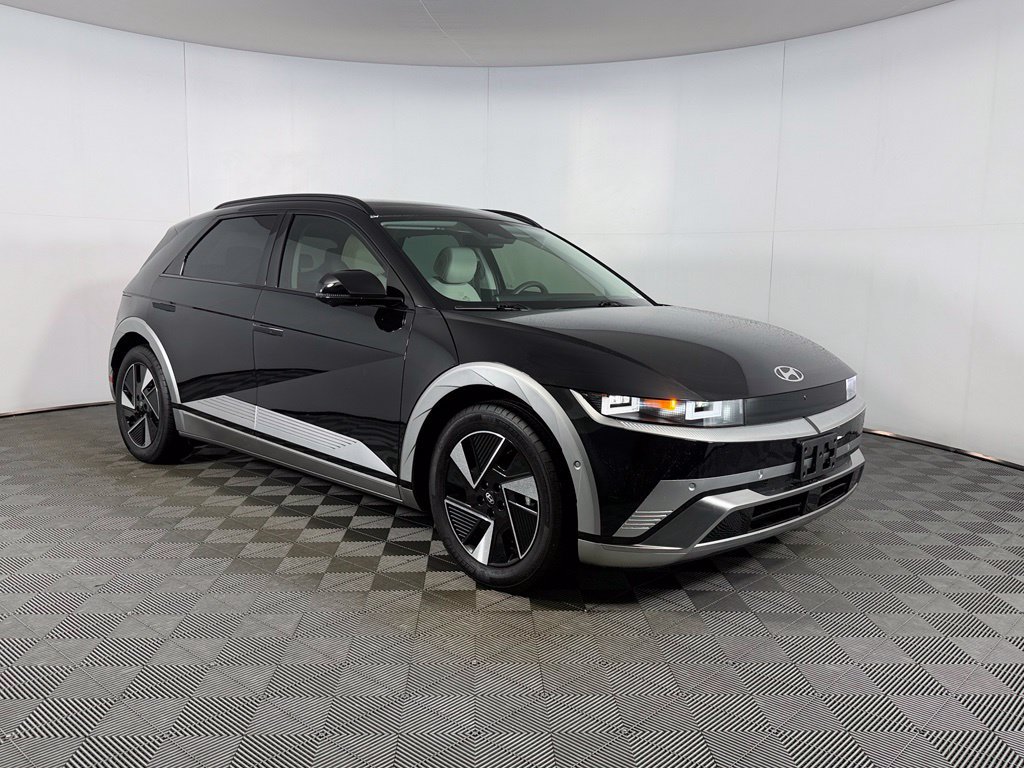 Used 2025 Hyundai Ioniq 5 Limited RWD image 4