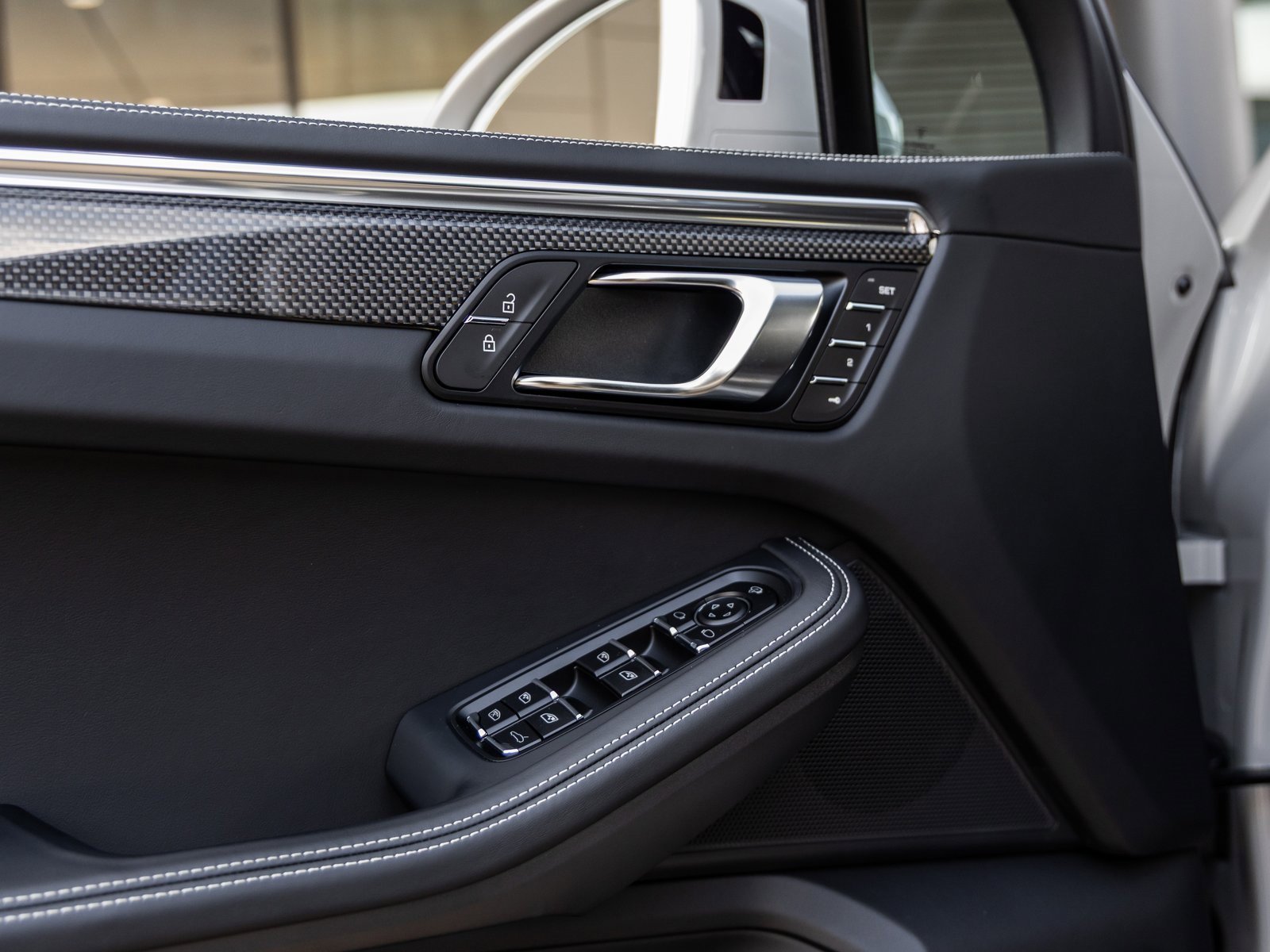 New 2026 Porsche Macan GTS image 22