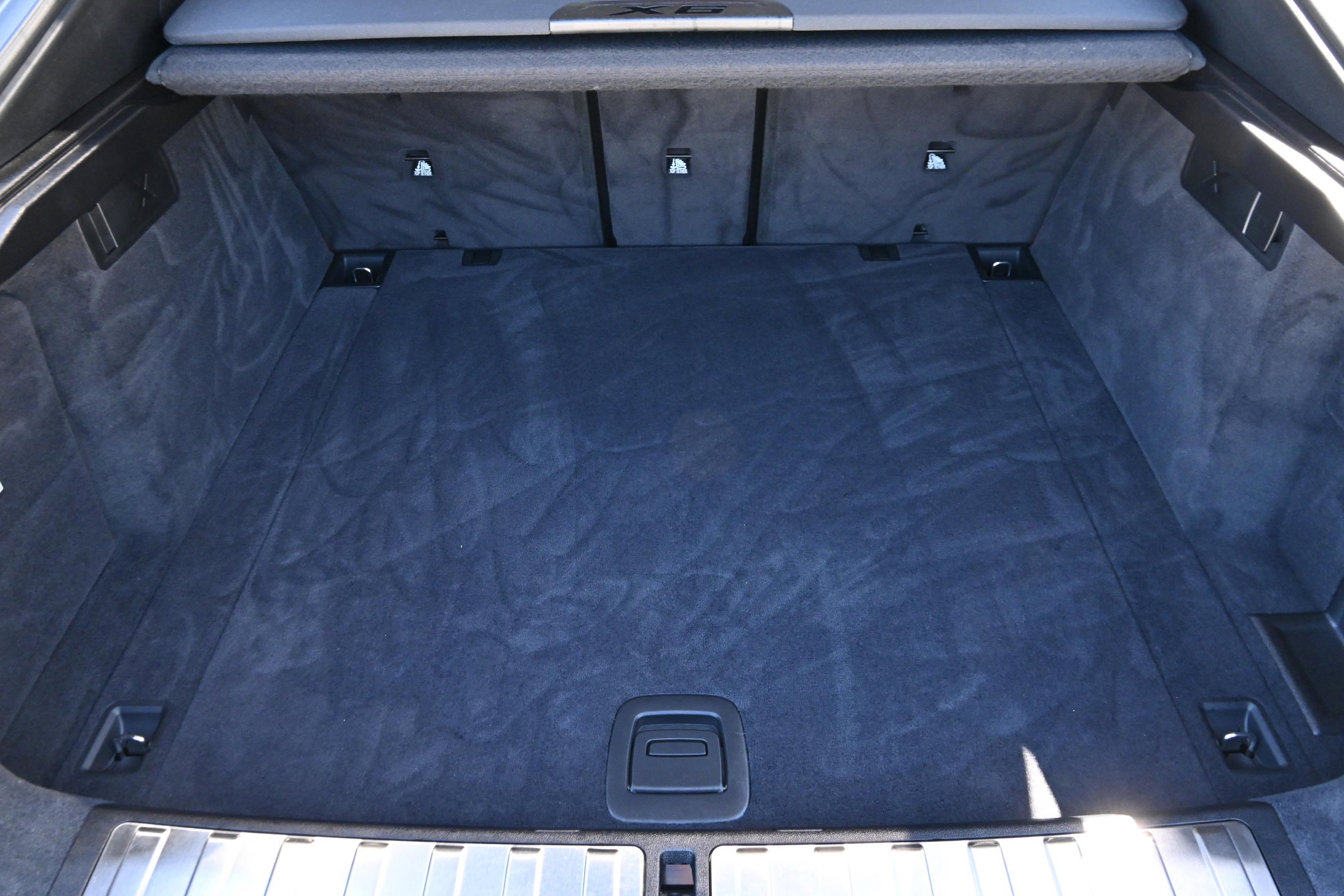 Used 2026 BMW X6 M Competition w/ Executive Package image 32