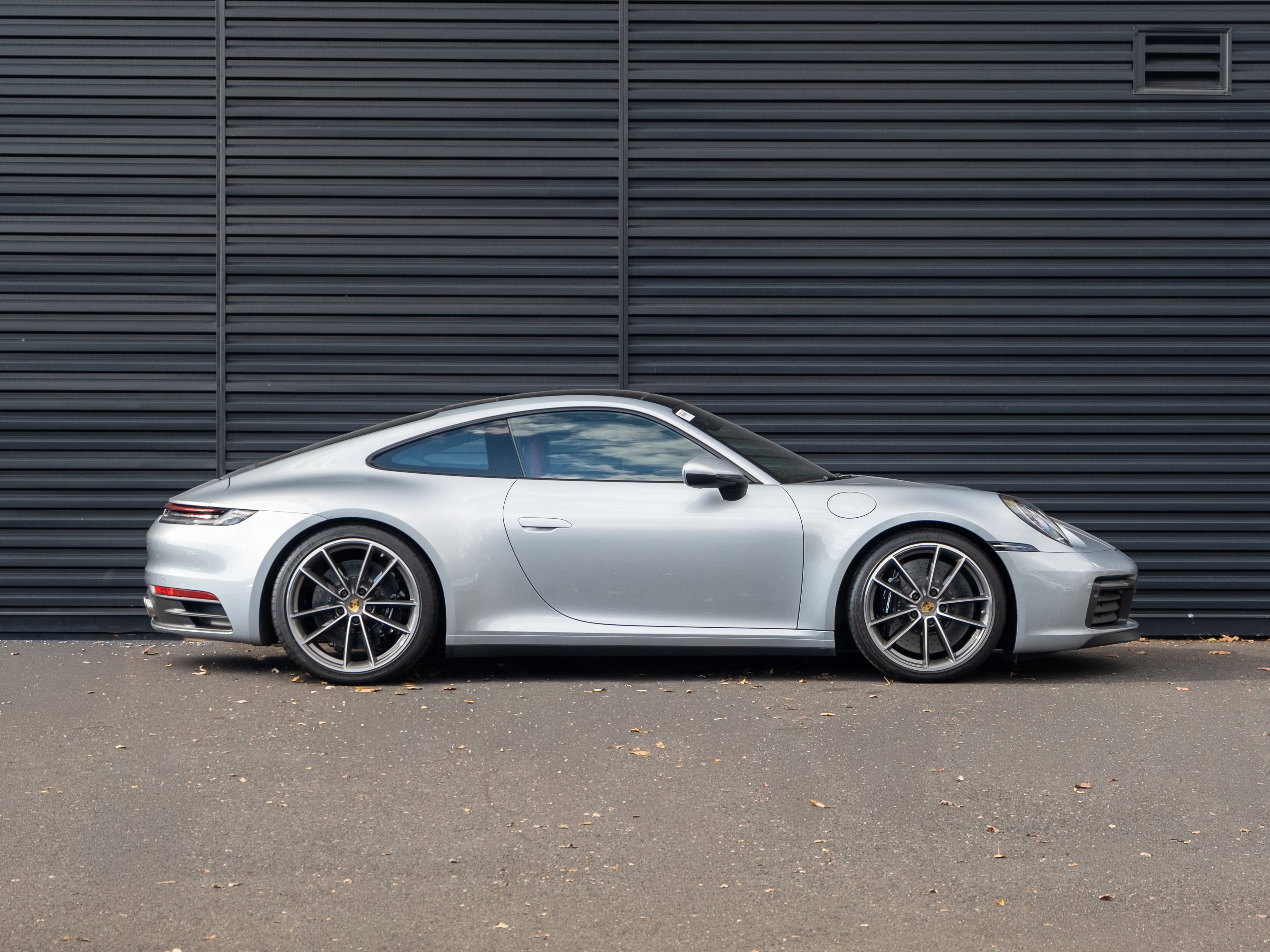 Certified 2020 Porsche 911 Carrera 4S image 9