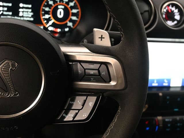 Used 2022 Ford Mustang Shelby GT500 w/ Technology Package RWD image 10