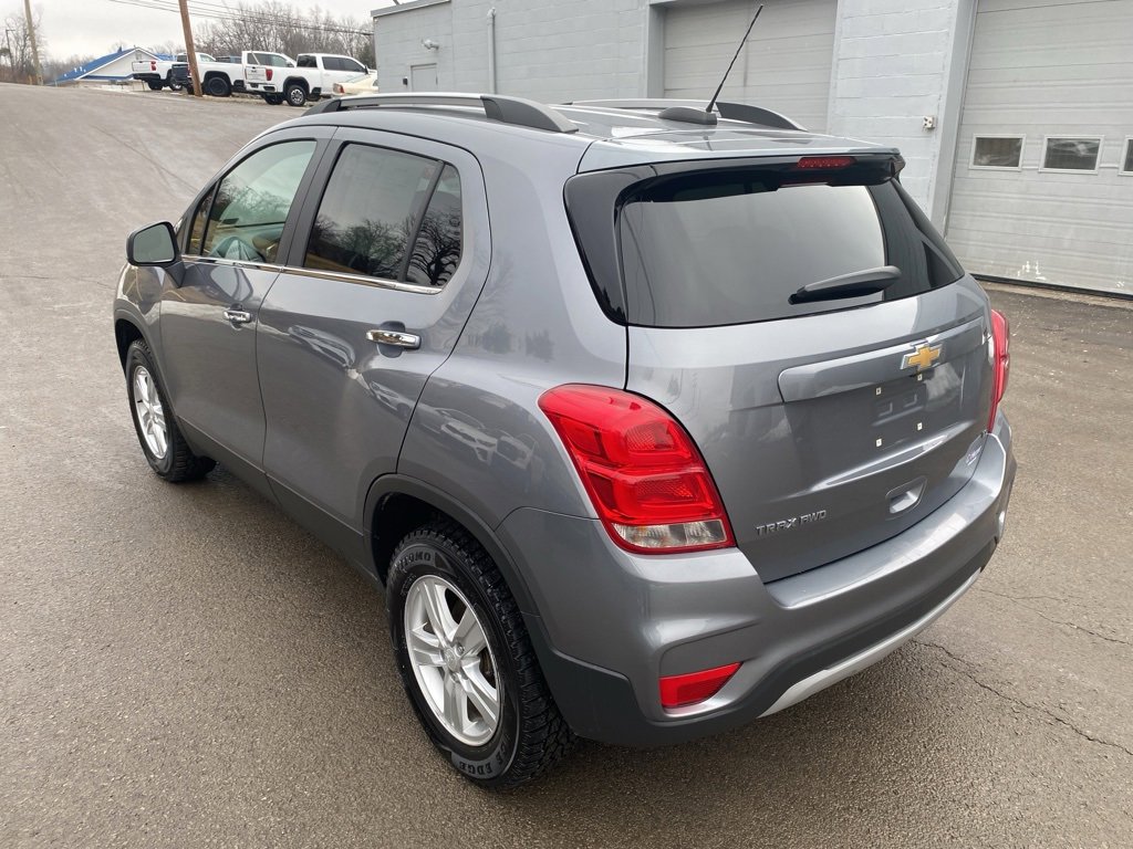 Certified 2020 Chevrolet Trax LT w/ LT Convenience Package image 5
