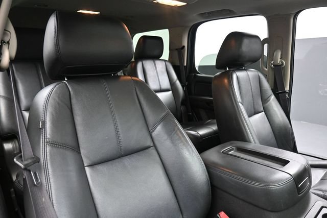Used 2014 Chevrolet Tahoe LT w/ All-Star Edition AWD/4WD image 31