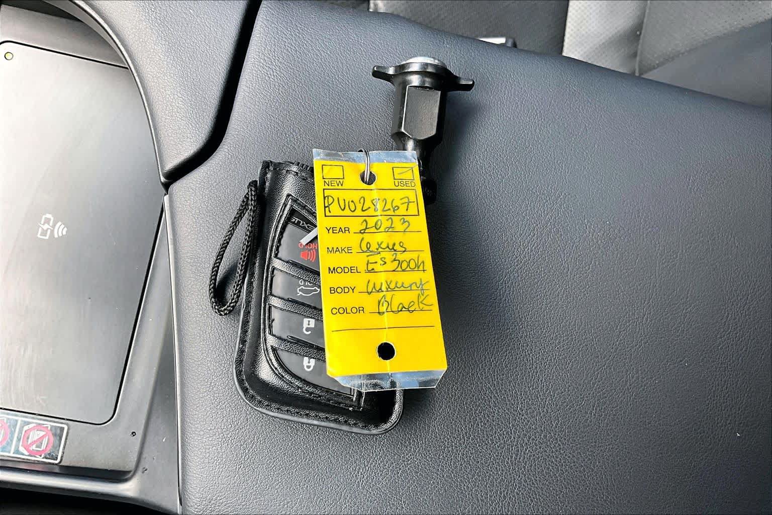 Used 2023 Lexus ES 300h w/ Premium Package FWD image 14