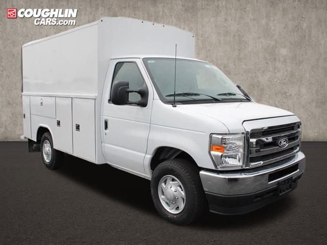 New 2026 Ford E-350 and Econoline 350 Super Duty w/ Power Equipment Group image 7