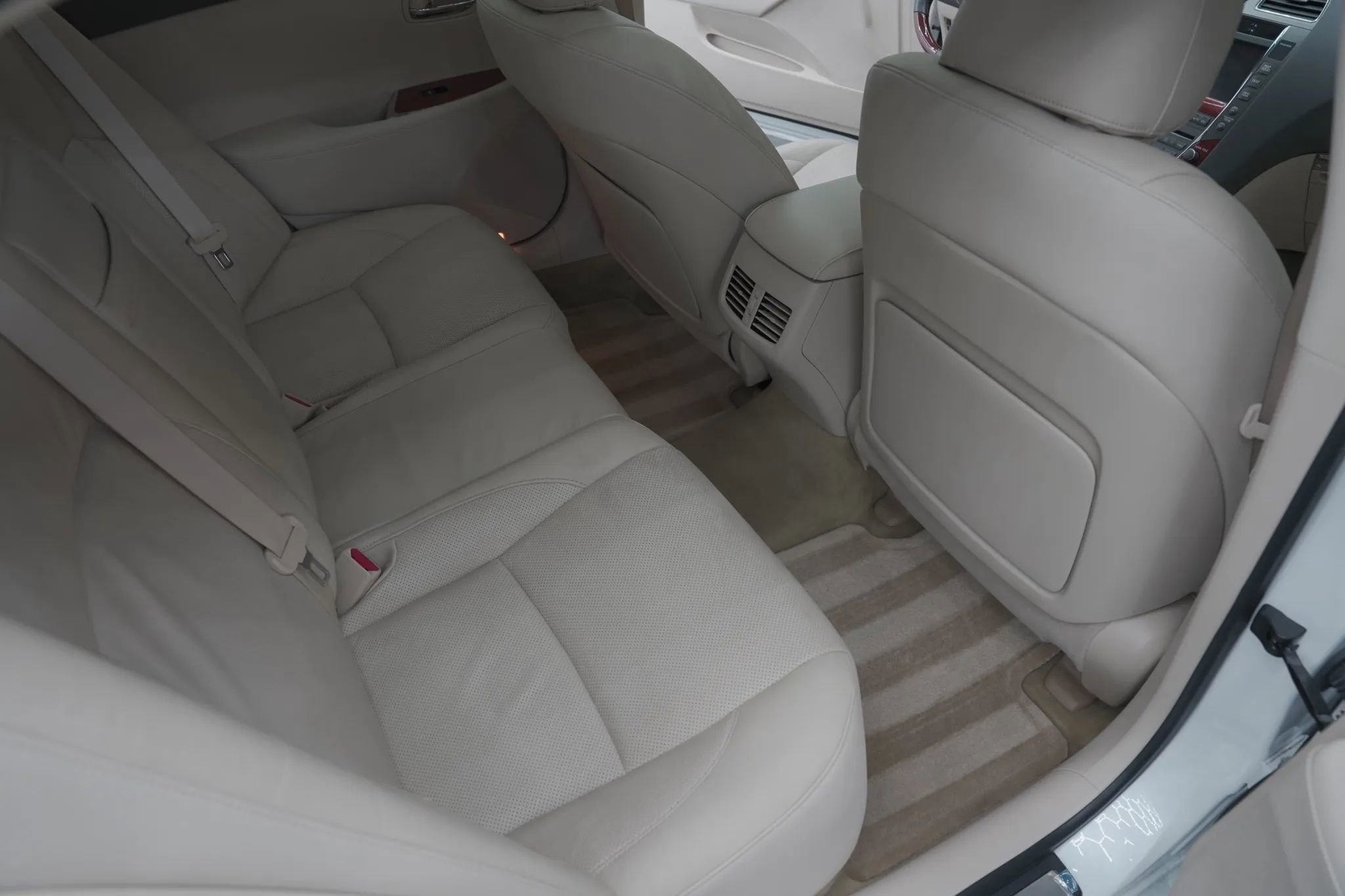 Used 2011 Lexus ES 350 w/ Preferred Accessory Package image 20