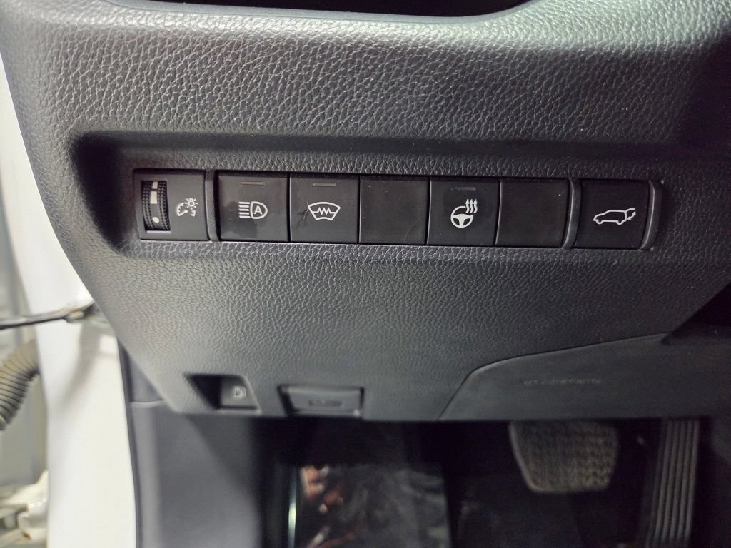 Used 2024 Toyota RAV4 XLE w/ Convenience Package AWD/4WD image 19