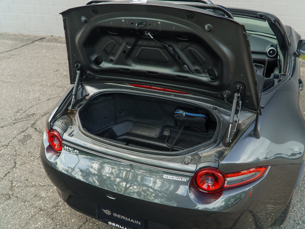 Used 2024 MAZDA MX-5 Miata Grand Touring w/ Weather Package RWD image 15
