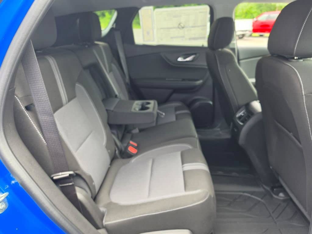 New 2026 Chevrolet Blazer LT w/ Convenience Package AWD/4WD image 15