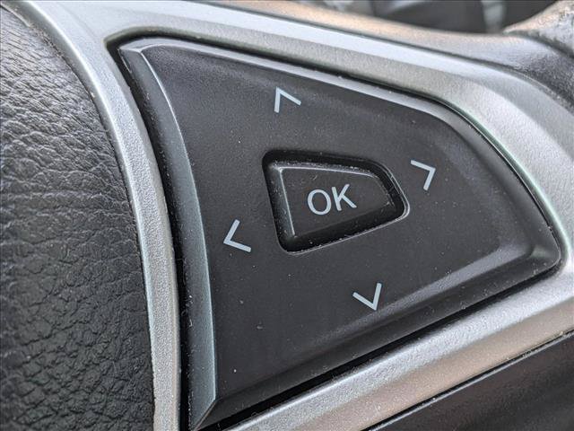 Used 2016 Ford Fusion SE FWD image 5
