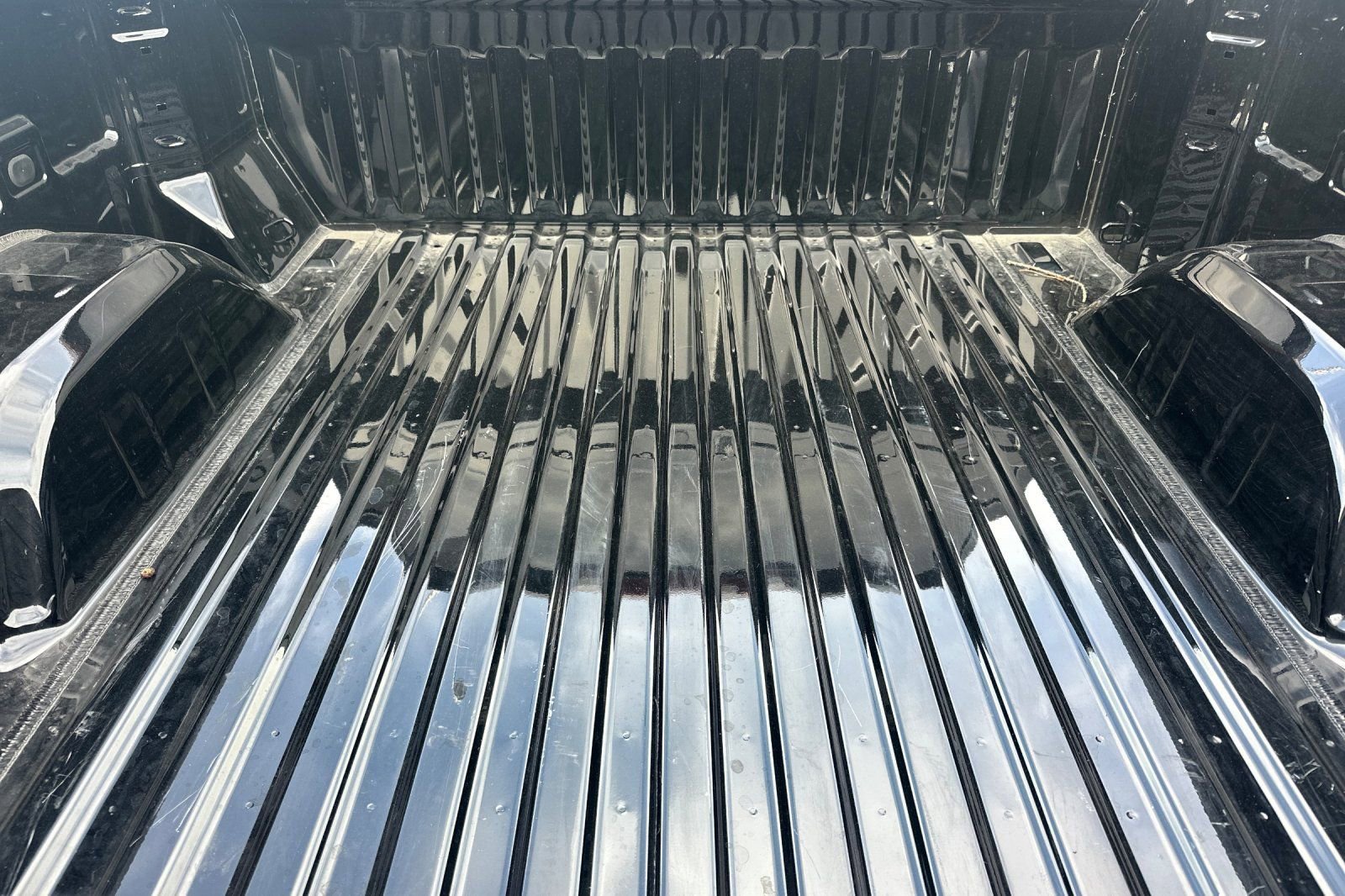 Used 2026 Chevrolet Silverado 1500 Custom w/ Turbomax Blackout Package image 17