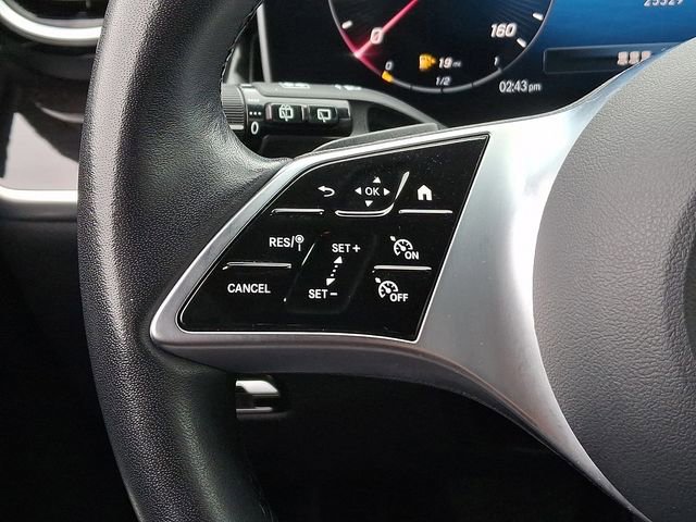 Used 2024 Mercedes-Benz GLC 300 4MATIC image 22