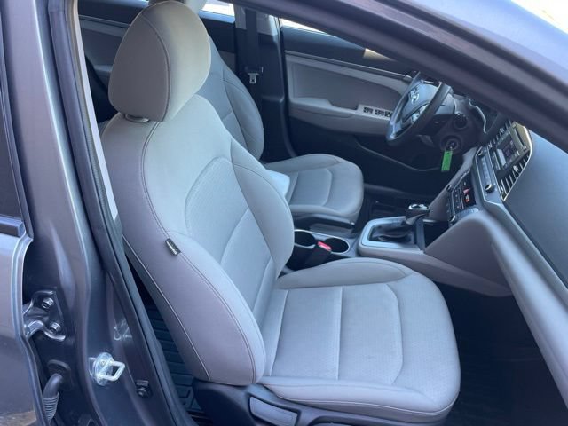 Used 2018 Hyundai Elantra SE w/ Cargo Package FWD image 40