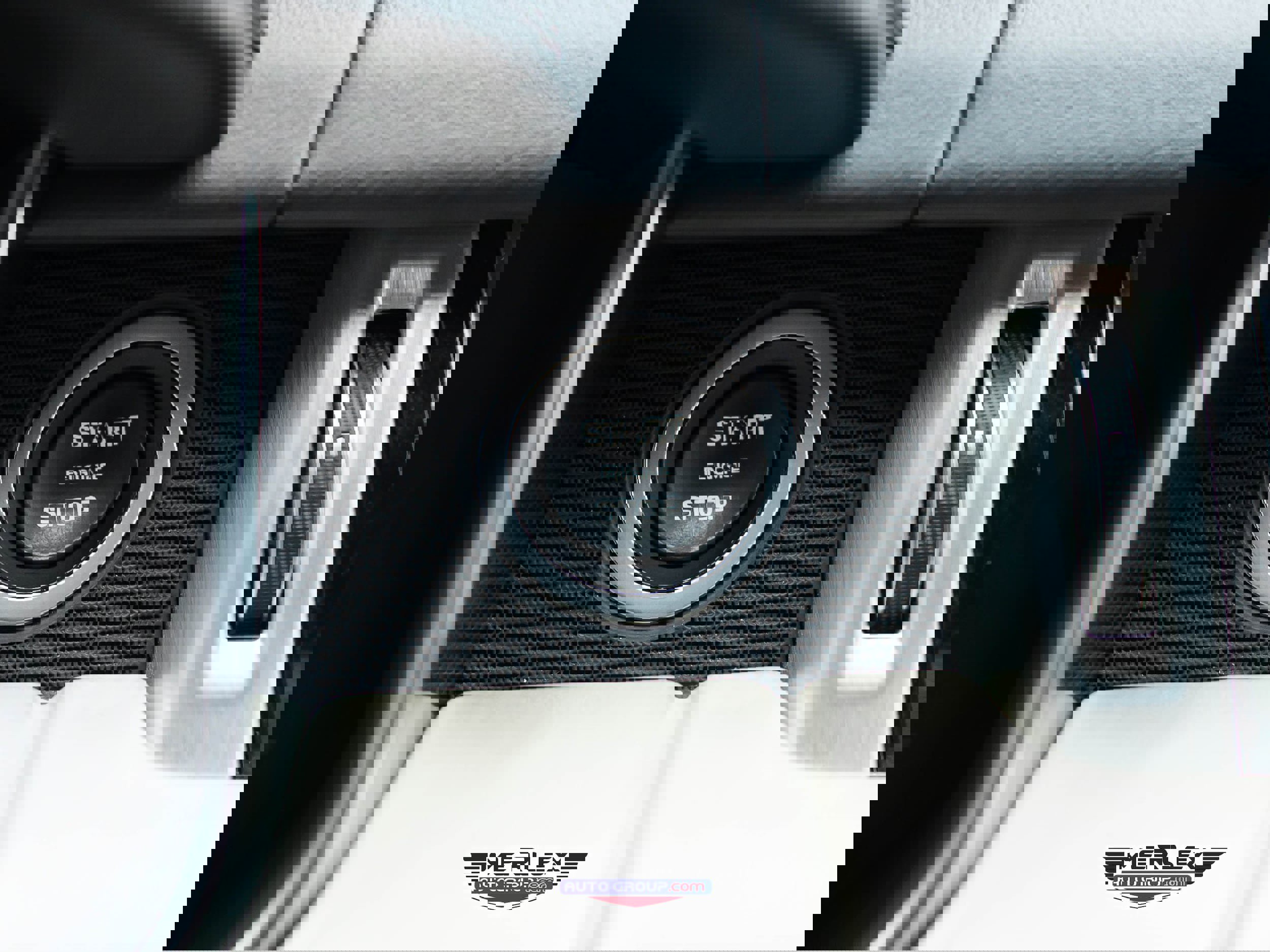 Used 2018 Land Rover Range Rover Supercharged image 34