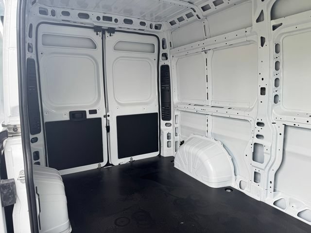 New 2027 RAM ProMaster 2500 w/ Convenience Group FWD image 15
