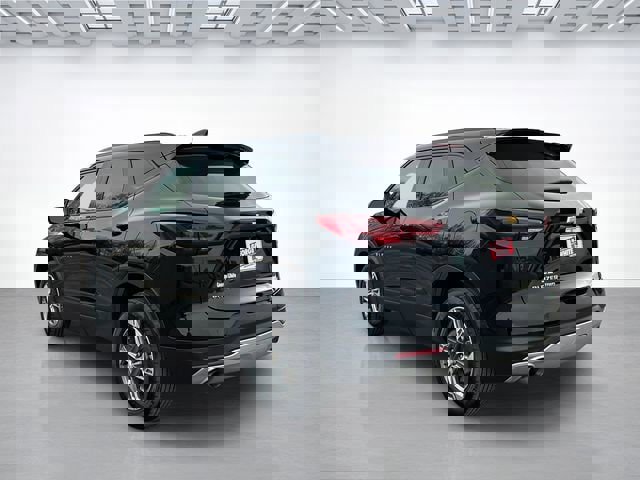 Used 2024 Chevrolet Blazer LT w/ Convenience Package image 6