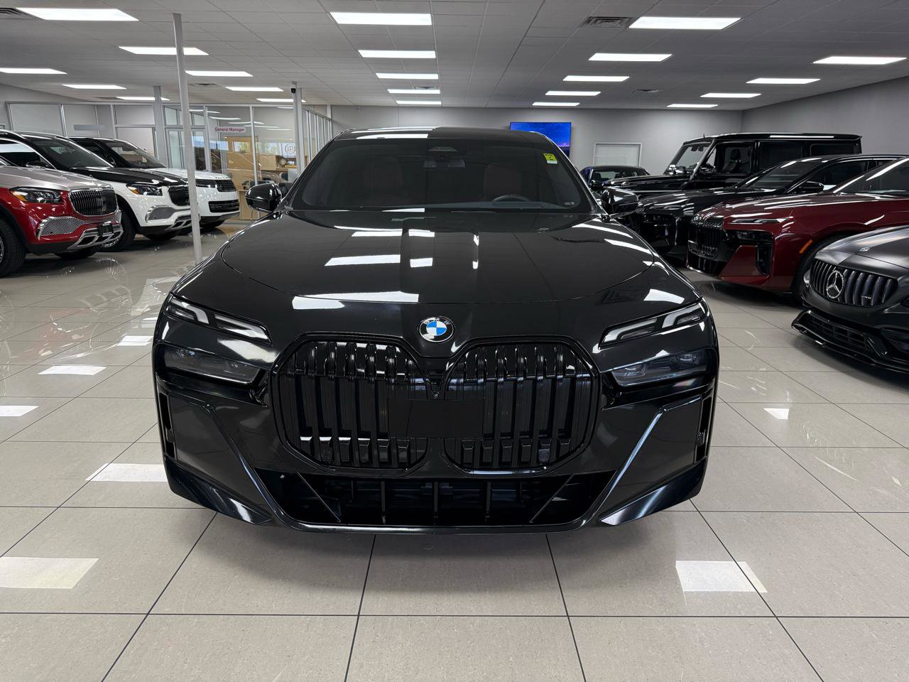 Used 2024 BMW 740i w/ Premium Package image 6