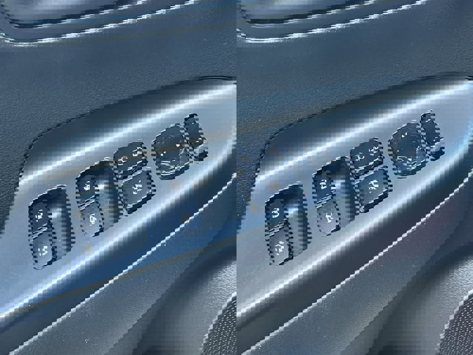 Used 2018 Hyundai Kona SEL image 14