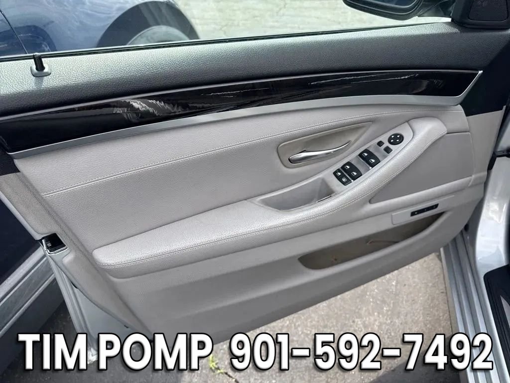 Used 2011 BMW 550i Sedan RWD image 7