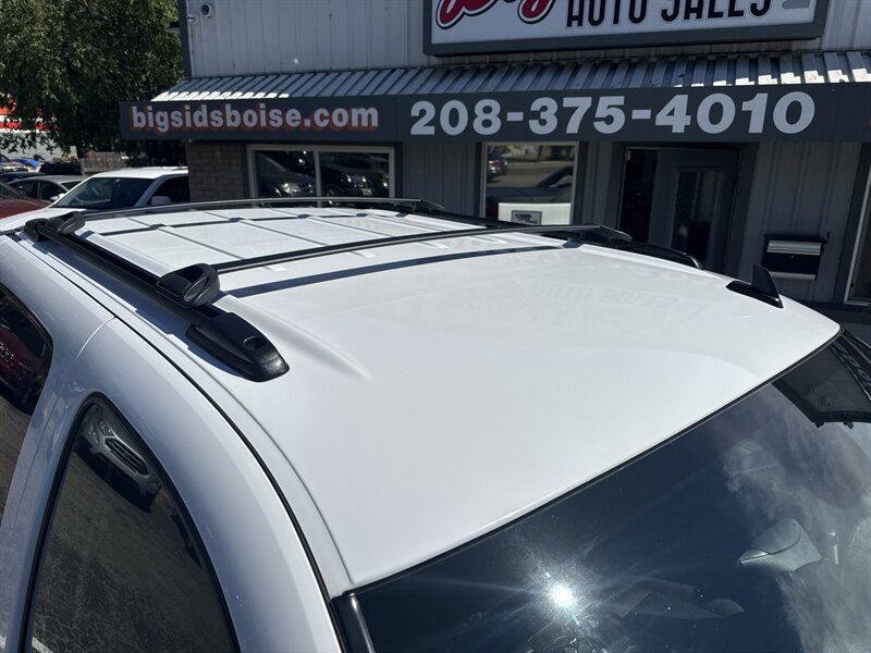 Used 2012 Chevrolet Avalanche LS w/ Convenience Package AWD/4WD image 15