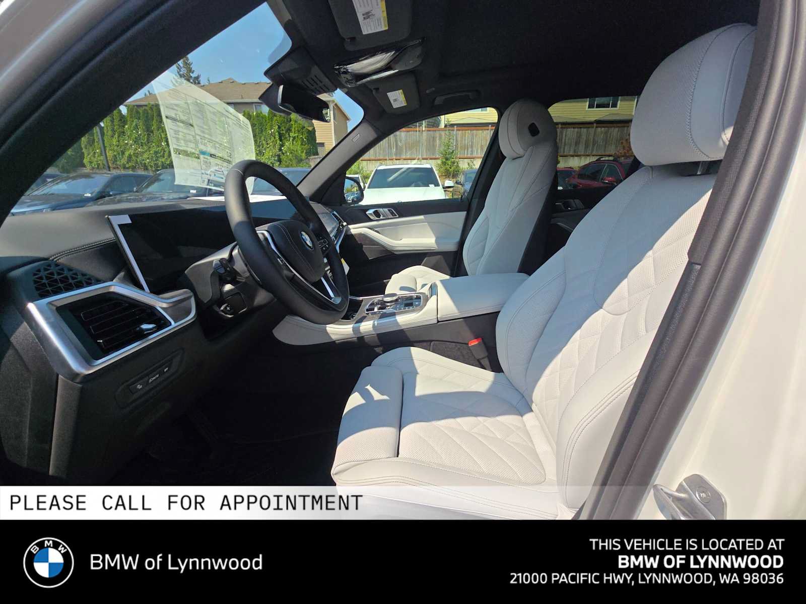 New 2026 BMW X5 xDrive50e w/ Parking Assistance Package AWD/4WD image 20