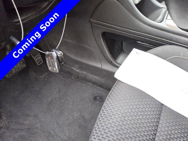 Used 2021 GMC Acadia SLE image 19