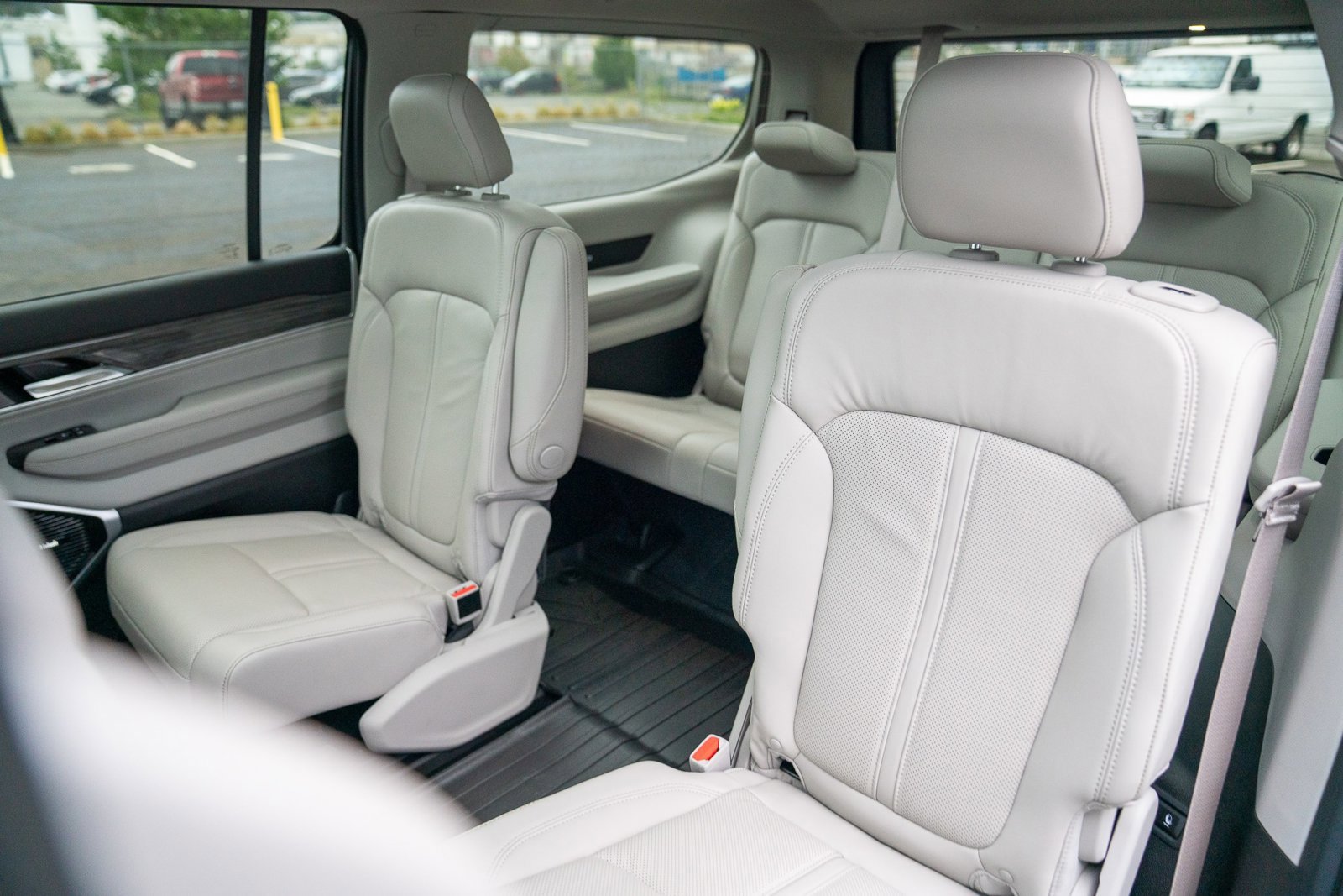 Used 2022 Jeep Wagoneer Series III w/ Premium Group I image 21