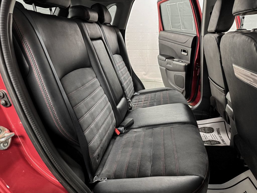 Used 2018 Mitsubishi Outlander Sport SE AWD/4WD image 11