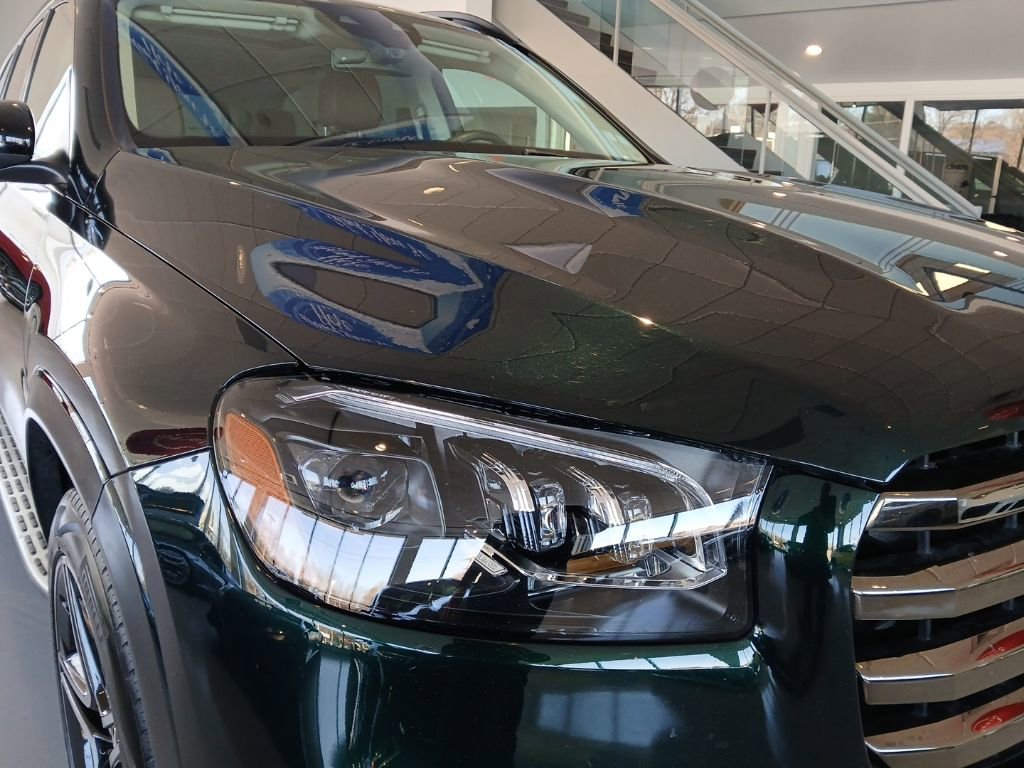 Used 2024 Mercedes-Benz GLS 450 4MATIC image 15