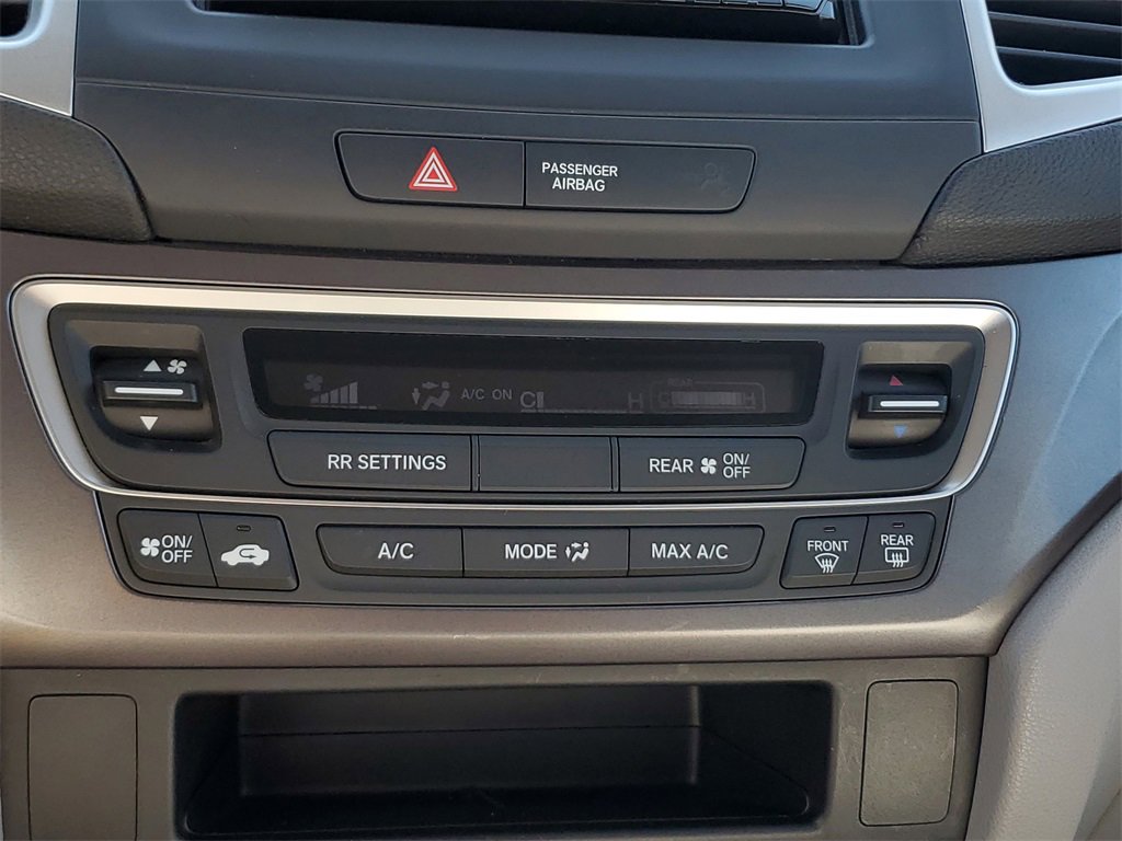 Used 2018 Honda Pilot LX image 27