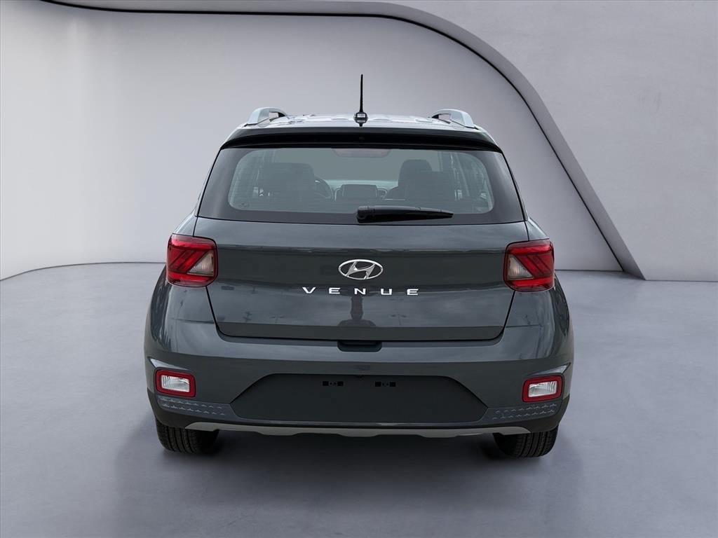 New 2026 Hyundai Venue SEL FWD image 4