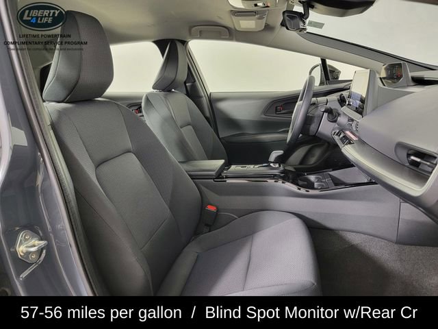 Used 2025 Toyota Prius LE image 17