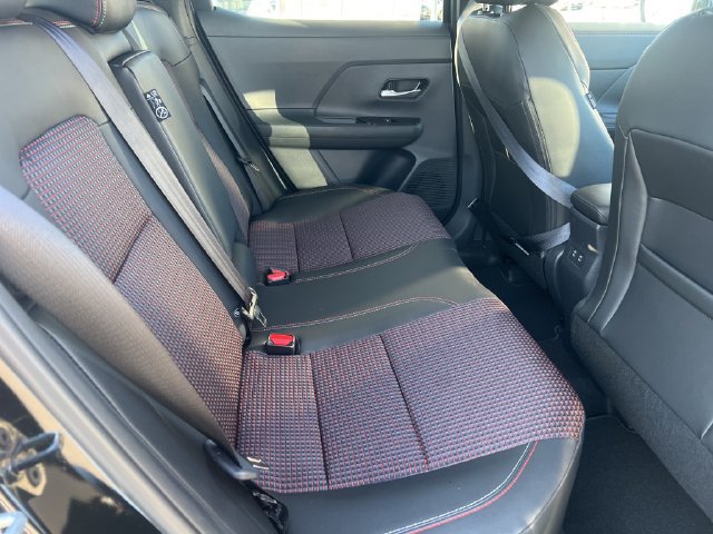 New 2026 Nissan Kicks SR w/ SR Premium Package AWD/4WD image 32