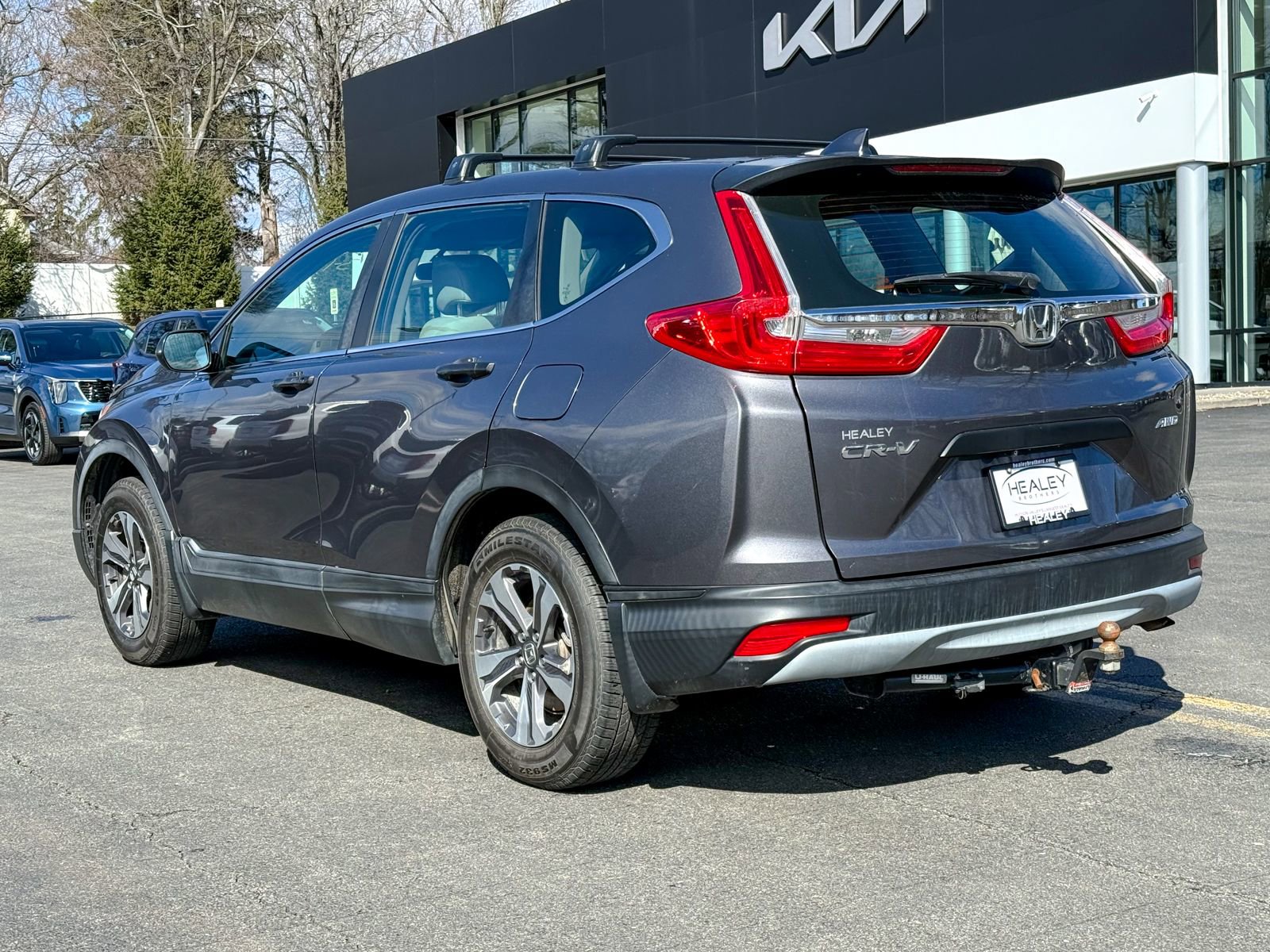 Used 2017 Honda CR-V LX image 7